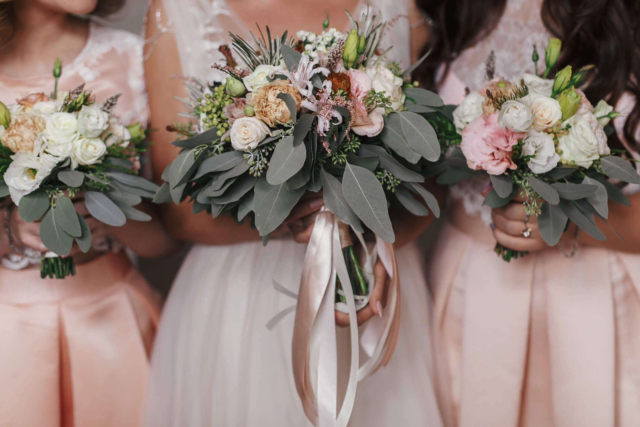 Girl wands Wedding Flowers Ivory Rose Bouquet Bridesmaids,flower Bride 