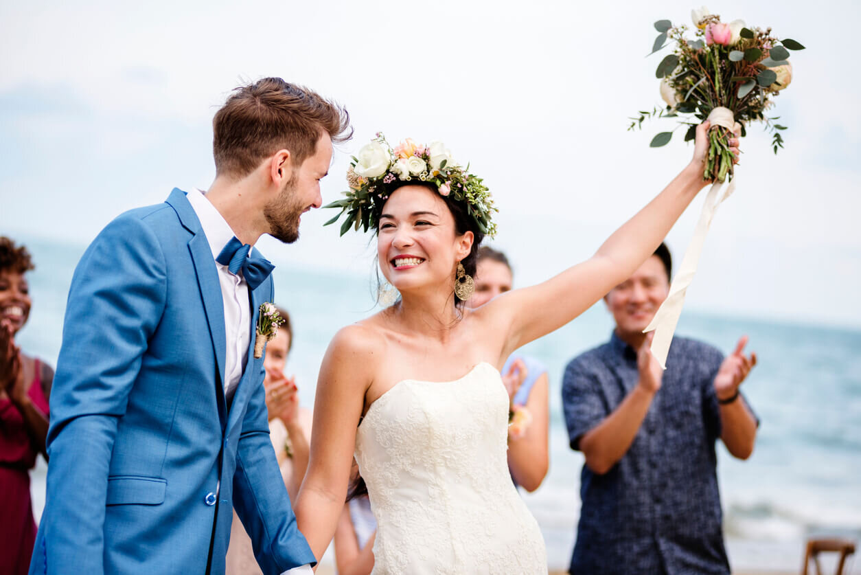 Kids at the wedding? Pros and cons