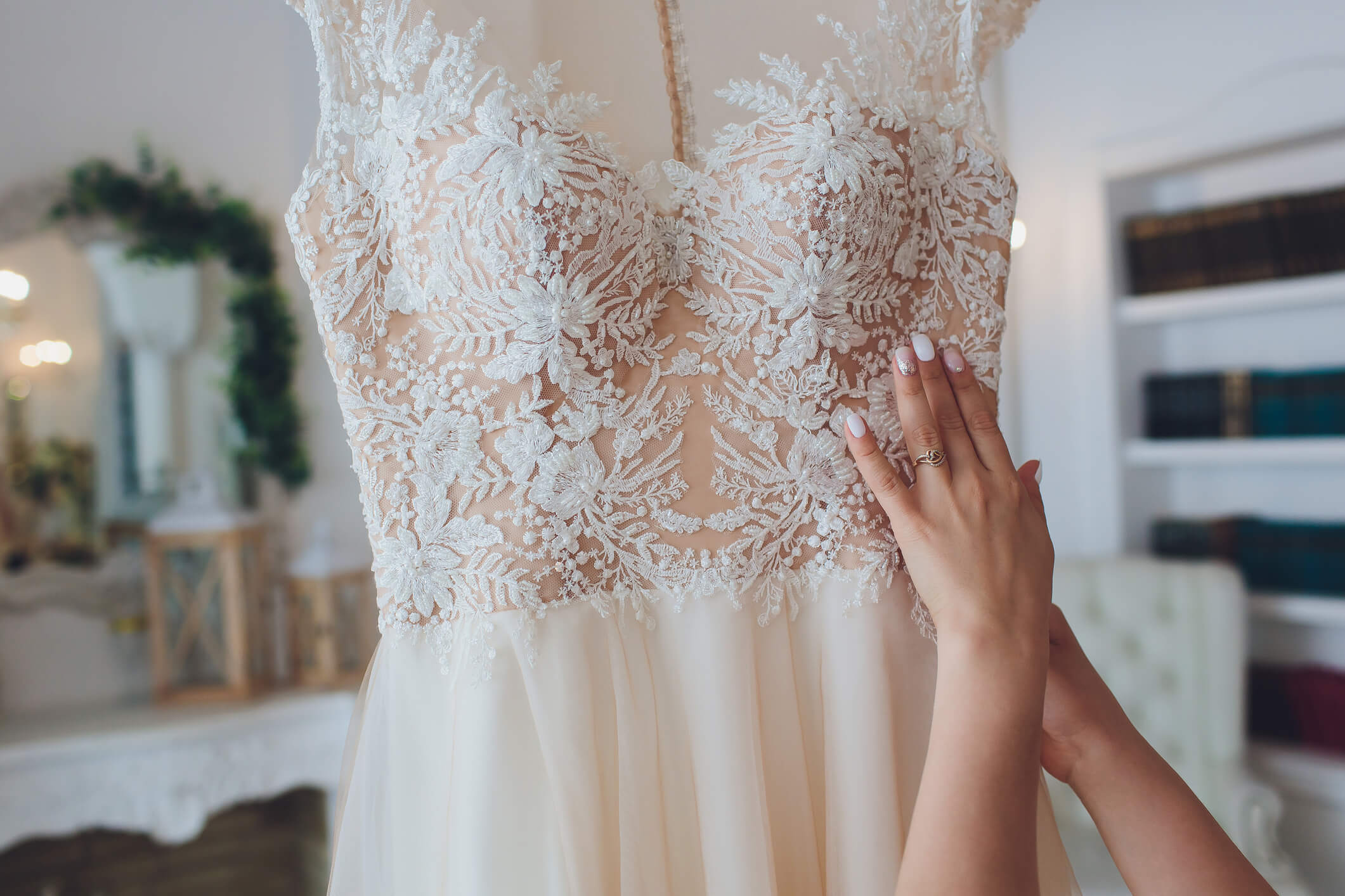 5 Effective Tips On How To Clean Your Wedding Gown - Wedding Dress  Preservation