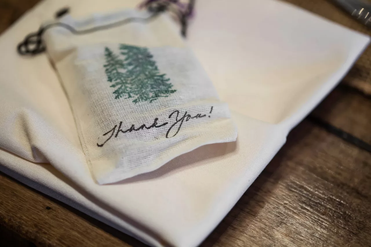 evergreen eco-friendly tea bag wedding favor