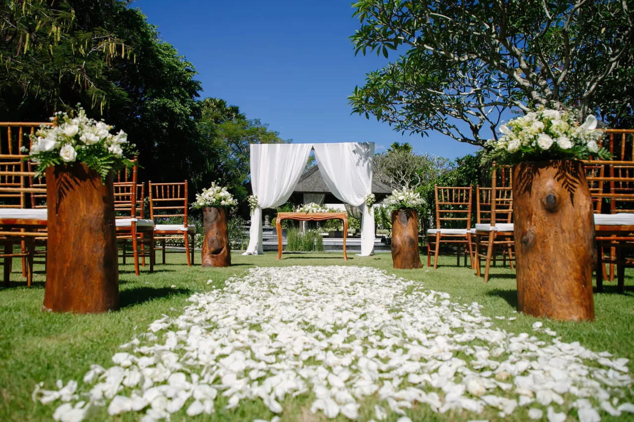 outdoor wedding aisle for bride to walk down